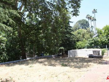 2534 Benedict Canyon Drive