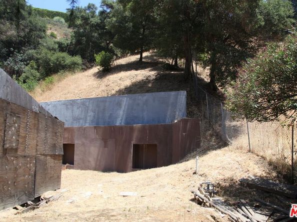 2534 Benedict Canyon Drive, Beverly Hills CA 90210