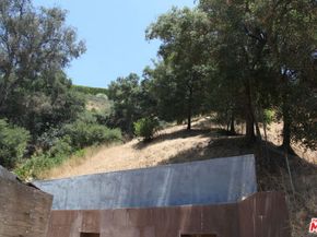 2534 Benedict Canyon Drive, Beverly Hills CA 90210