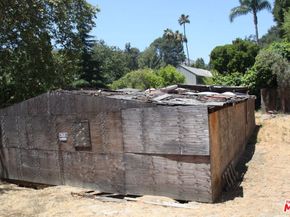 2534 Benedict Canyon Drive, Beverly Hills CA 90210