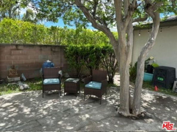 9419 Haskell Avenue, North Hills CA 91343