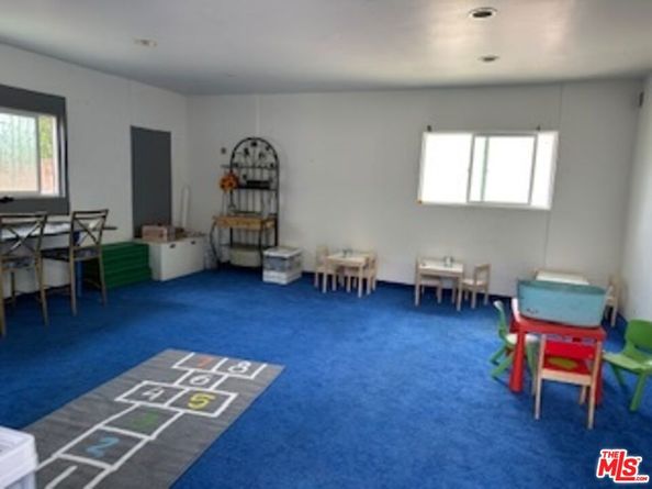 9419 Haskell Avenue, North Hills CA 91343