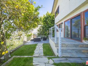 24880 Via Valmonte, Torrance CA 90505