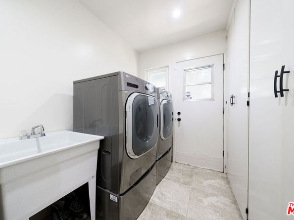 24880 Via Valmonte, Torrance CA 90505