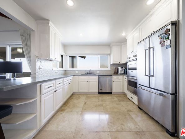24880 Via Valmonte, Torrance CA 90505