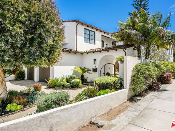 1028 9th Street, Manhattan Beach CA 90266