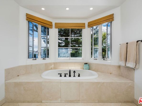 1028 9th Street, Manhattan Beach CA 90266