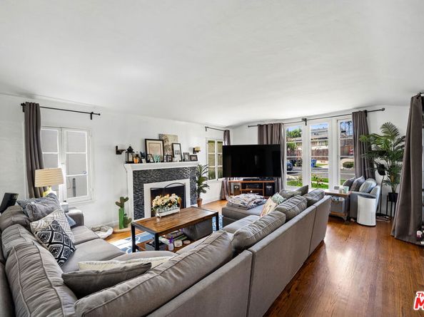 1122 S Sycamore Avenue, Los Angeles CA 90019