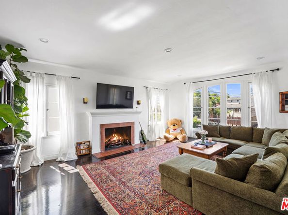 1122 S Sycamore Avenue, Los Angeles CA 90019