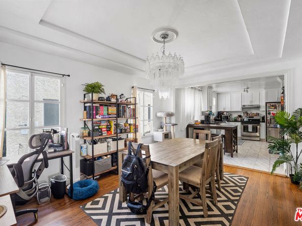 1122 S Sycamore Avenue, Los Angeles CA 90019