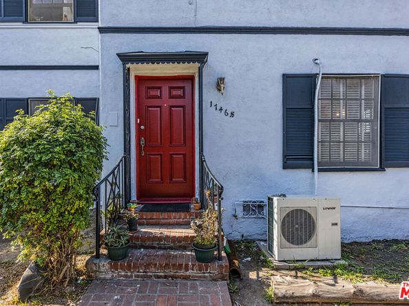 1746 Crenshaw Boulevard, Los Angeles CA 90019