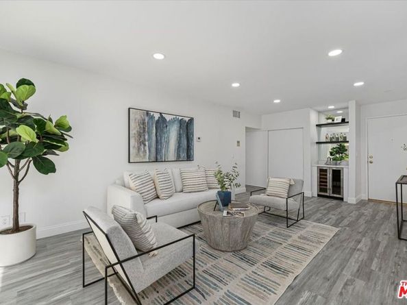 1750 Camino Palmero Street 237, Los Angeles CA 90046