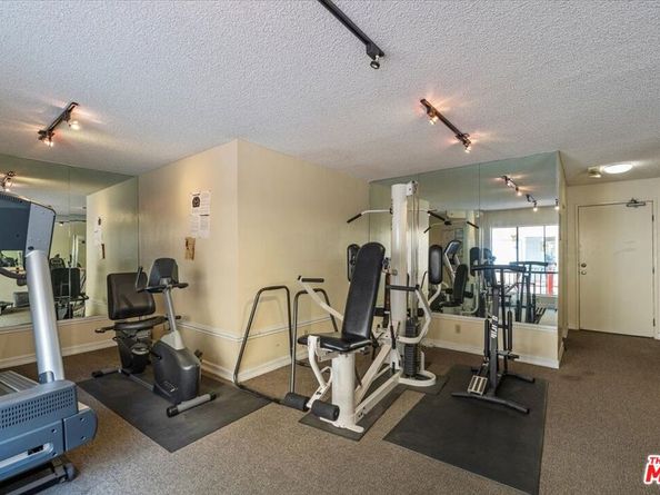 1750 Camino Palmero Street 237, Los Angeles CA 90046