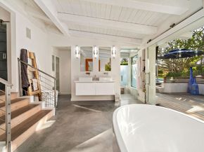 7111 Grasswood Avenue, Malibu CA 90265