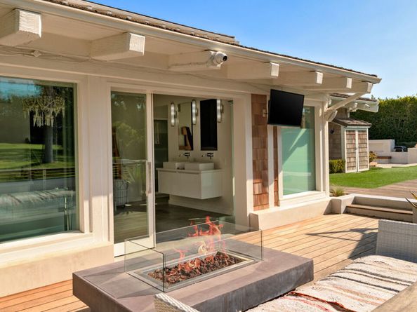 7111 Grasswood Avenue, Malibu CA 90265