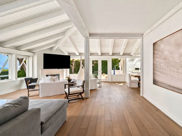 7111 Grasswood Avenue, Malibu CA 90265