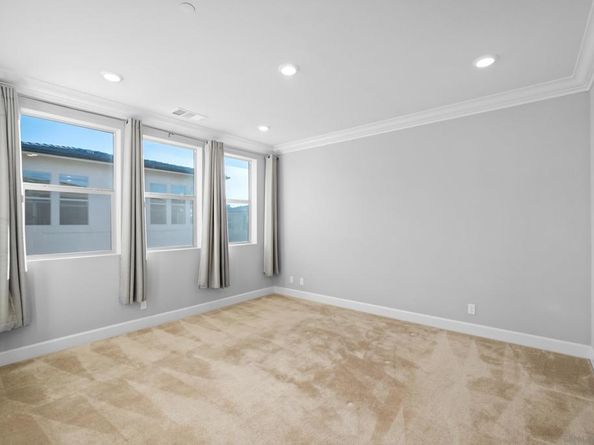 16750 Coyote Bush Dr 61, San Diego CA 92127
