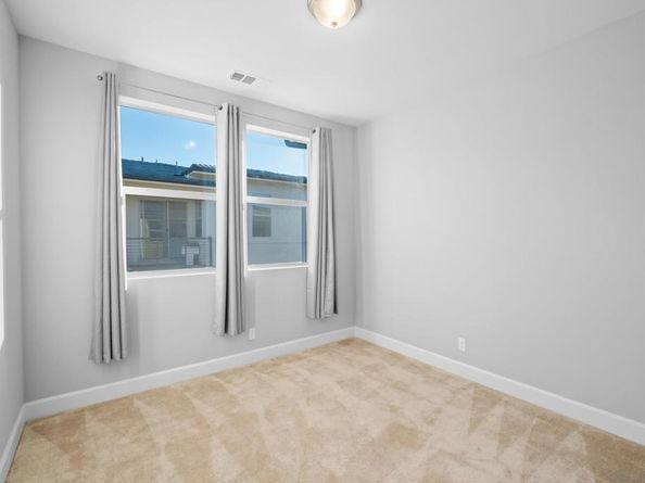 16750 Coyote Bush Dr 61, San Diego CA 92127
