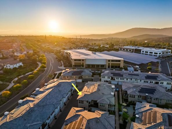 16750 Coyote Bush Dr 61, San Diego CA 92127