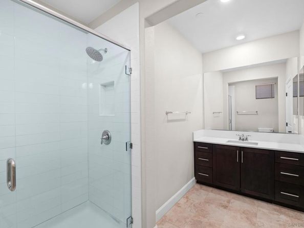 16750 Coyote Bush Dr 61, San Diego CA 92127