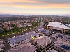 16750 Coyote Bush Dr 61, San Diego CA 92127