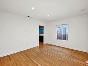 5400 W 82nd Street, Los Angeles CA 90045