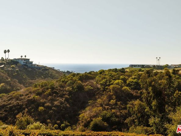 6767 Wandermere Road, Malibu CA 90265