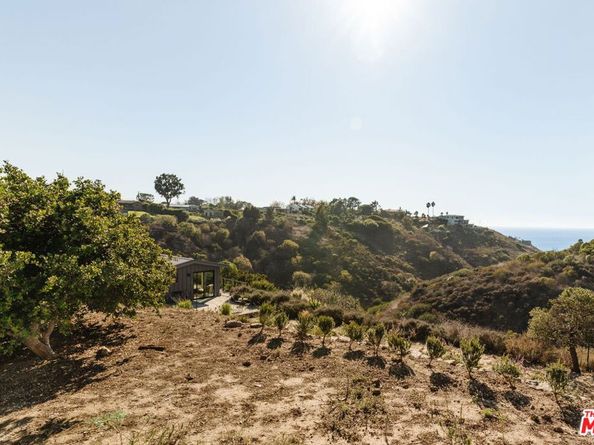 6767 Wandermere Road, Malibu CA 90265