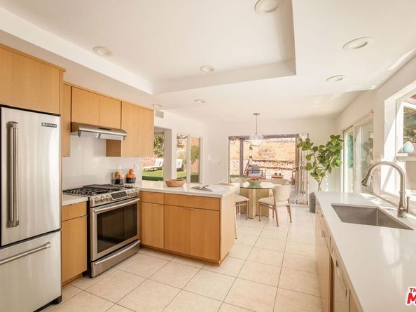 1424 Avenida De Cortez, Pacific Palisades CA 90272