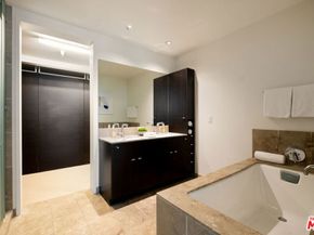 6250 Hollywood Boulevard 5N, Los Angeles CA 90028