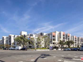 222 S Central Avenue