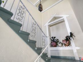 346 N Spaulding Avenue, Los Angeles CA 90036