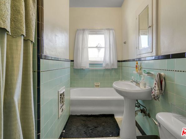 346 N Spaulding Avenue, Los Angeles CA 90036