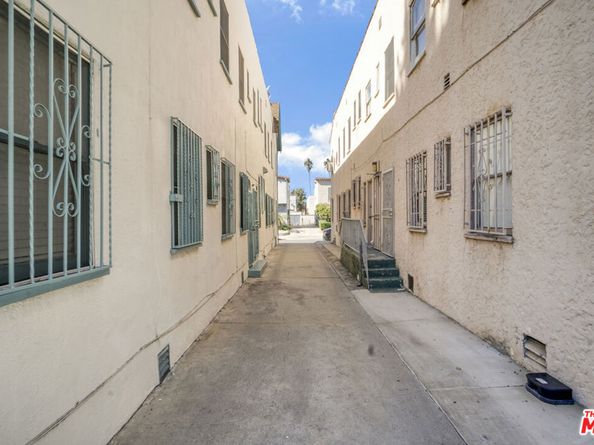 346 N Spaulding Avenue, Los Angeles CA 90036