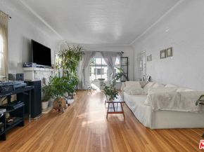 346 N Spaulding Avenue, Los Angeles CA 90036