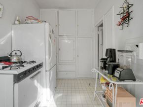 346 N Spaulding Avenue, Los Angeles CA 90036