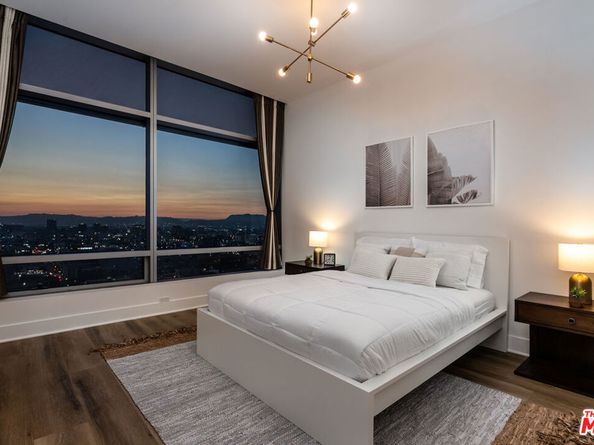 900 W Olympic Boulevard 32F, Los Angeles CA 90015