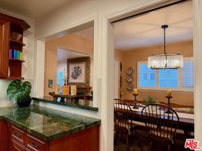 13957 Chandler Boulevard, Sherman Oaks CA 91401