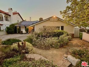 13957 Chandler Boulevard, Sherman Oaks CA 91401