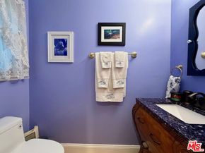 13957 Chandler Boulevard, Sherman Oaks CA 91401