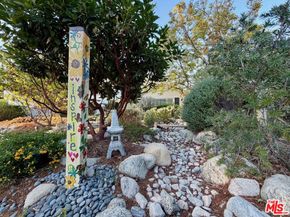 13957 Chandler Boulevard, Sherman Oaks CA 91401