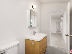 126 Franklin Court, Glendale CA 91205