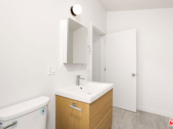 126 Franklin Court, Glendale CA 91205