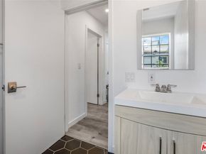 2481 S Bundy Drive, Los Angeles CA 90064