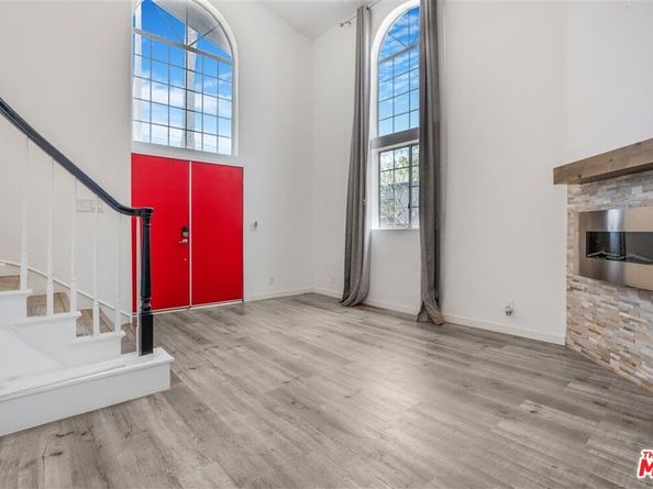 2481 S Bundy Drive, Los Angeles CA 90064