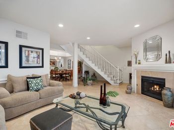 18135 Burbank Boulevard