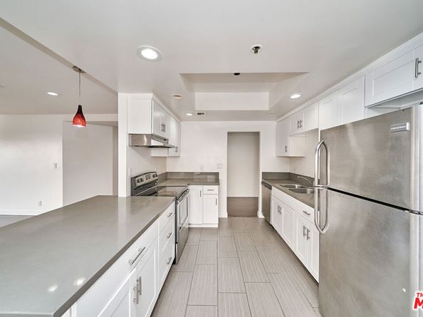 727 S Ardmore Avenue 801, Los Angeles CA 90005