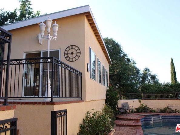 11502 Dona Teresa Drive, Studio City CA 91604