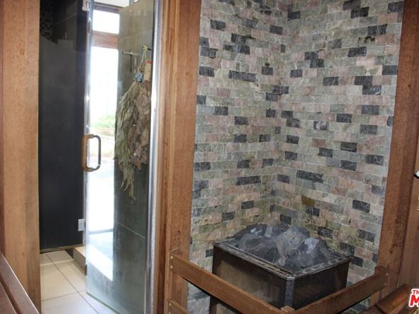 11502 Dona Teresa Drive, Studio City CA 91604