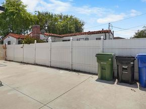 3801 Sutro Avenue, Los Angeles CA 90008